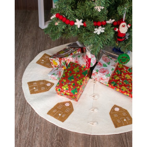 Felt Gingerbread Design Tree Skirt