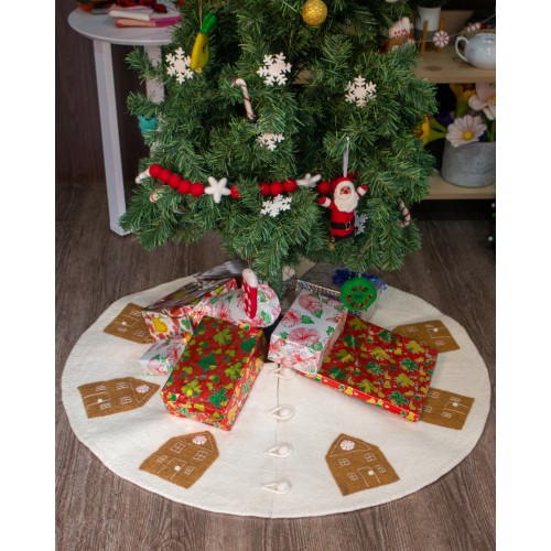 Felt Gingerbread Design Tree Skirt