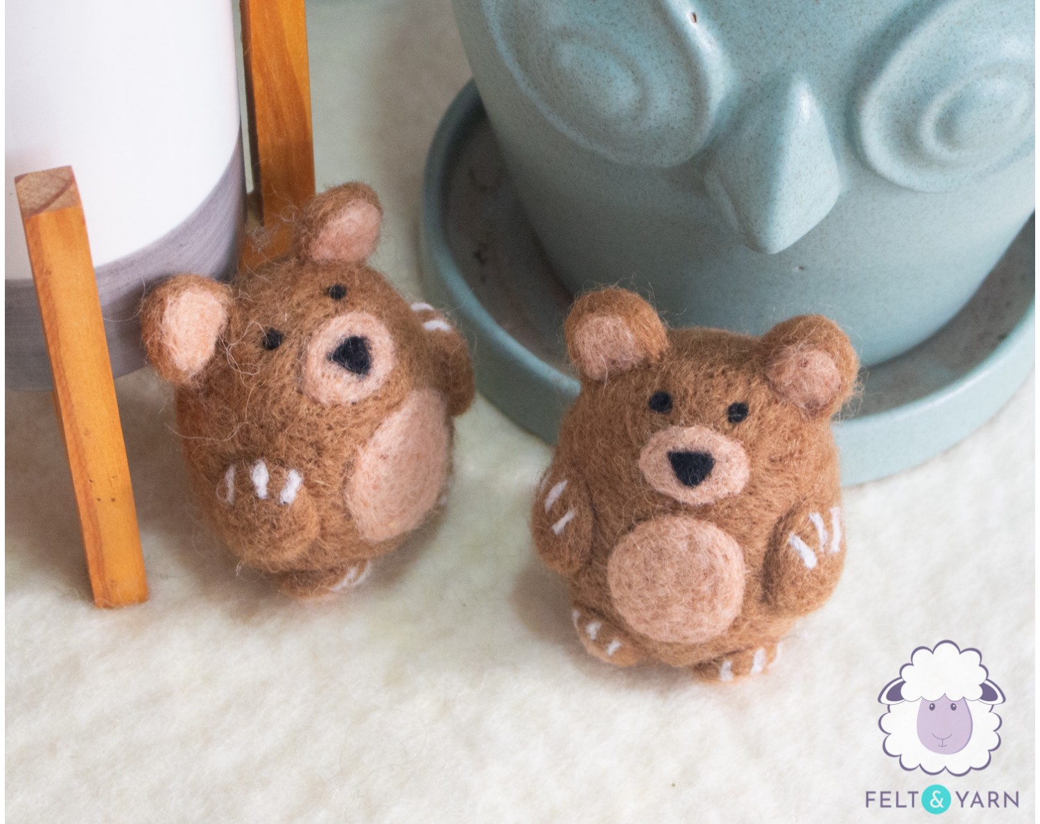 Cute Needle Felt Wool Bear Felt and Yarn