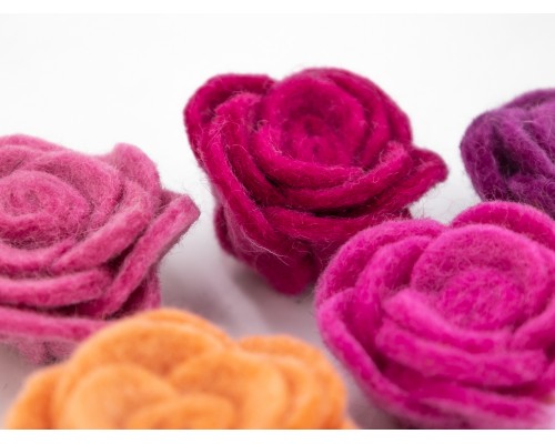 5.5cm Felt Valentines Roses