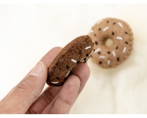 6cm Stitched Felt Donut
