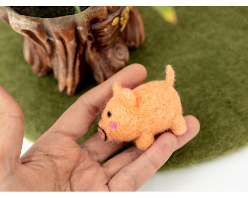 5cm Needle Felted Pig