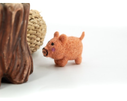5cm Needle Felted Pig