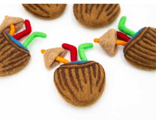 Handmade 12x9cm Wool Felt Coconut with Straws
