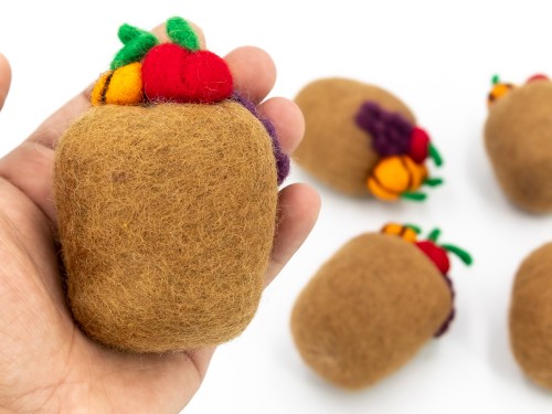 8cm Thanksgiving Basket