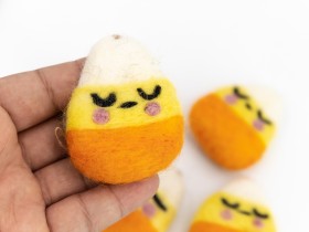 6cm Halloween Felt Cheeky Candy Corn - Felt and Yarn
