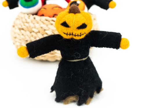 12cm Felt Pumpkin Head Scarecrow