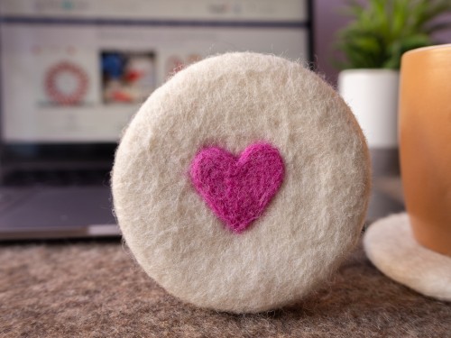 10cm Valentine Coaster with Heart