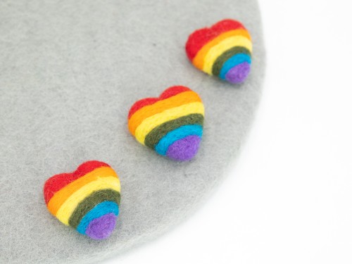 5cm Felted Heart with Rainbow