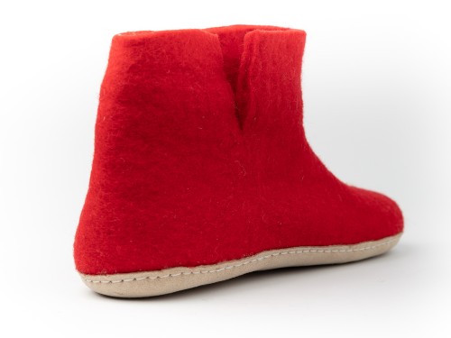 Red Felt Wool Boots with Suede Soles