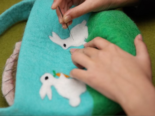 15cm Felt Easter Basket with 5pcs Easter Egg