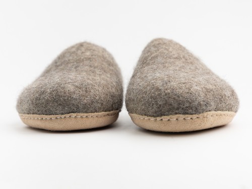 Natural Wool Felt Slipper