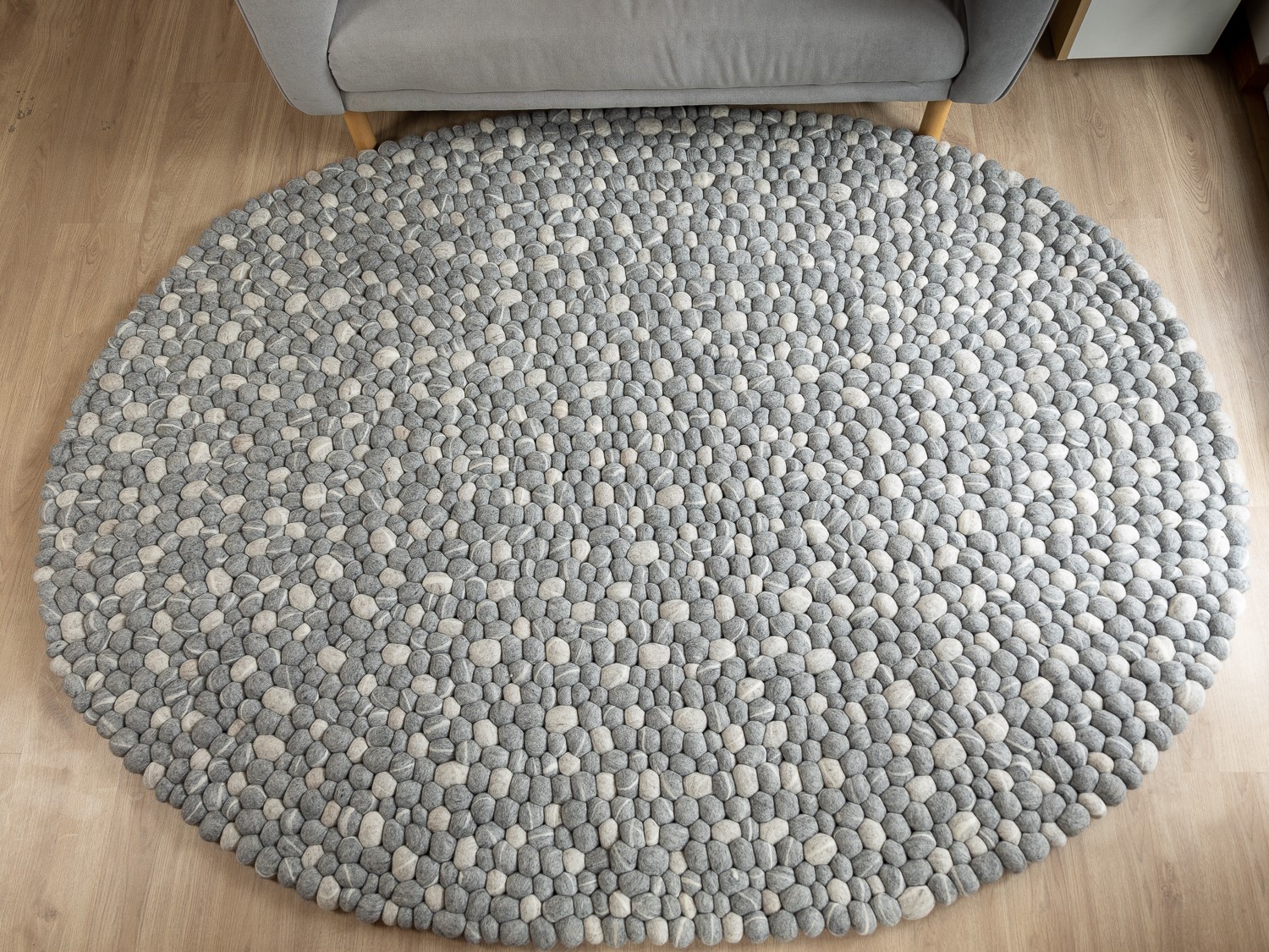 Large Wool Pebble Stone Oval Rug