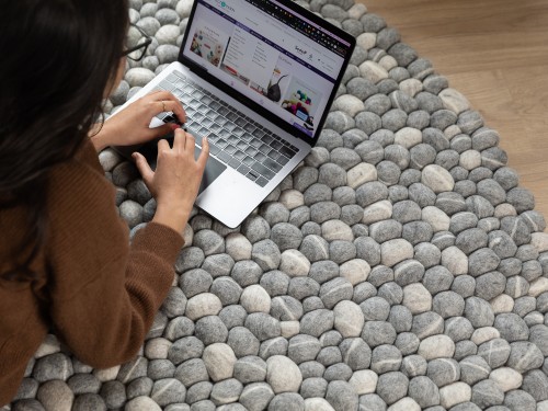 Large Wool Pebble Stone Oval Rug