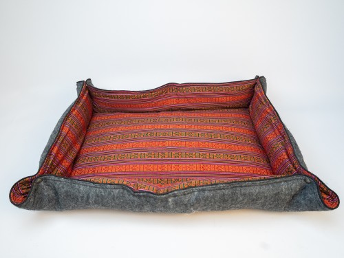Dhaka Cloth Felt Dog Bed