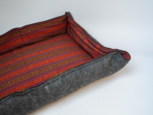 Dhaka Cloth Felt Dog Bed