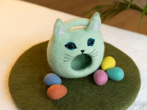 Small Wool Felted Cat Easter Basket