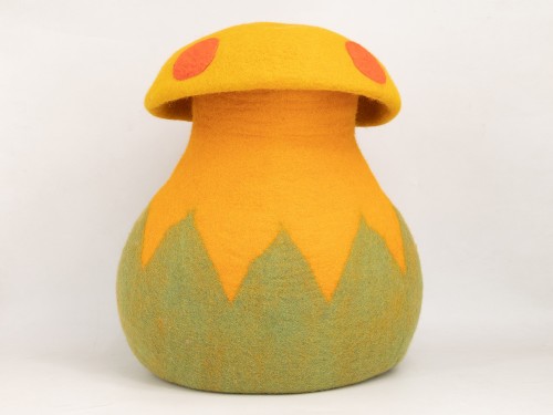 Organic Wool Felt Mushroom Shaped Cat Cave