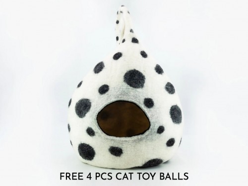 Felt Polka Dot Cat Cave
