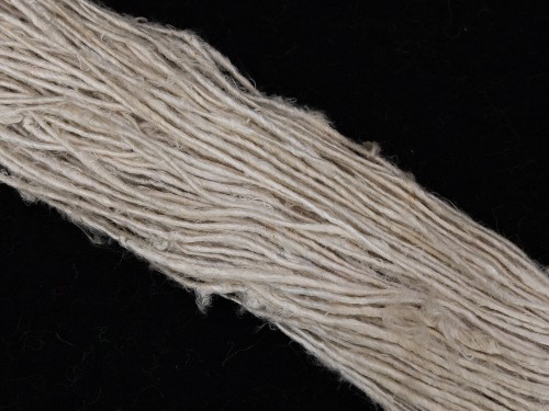 Natural Banana Fiber Silk Yarn in Hanks