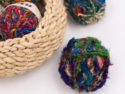 Bulky Recycled Silk Yarn Grade A