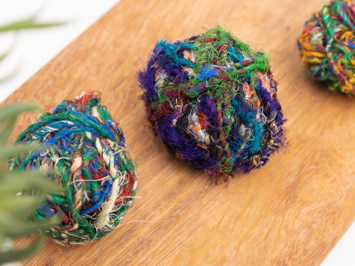 Bulky Recycled Silk Yarn Grade A