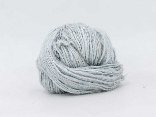 Gray Color Recycled Silk Yarn Grade B