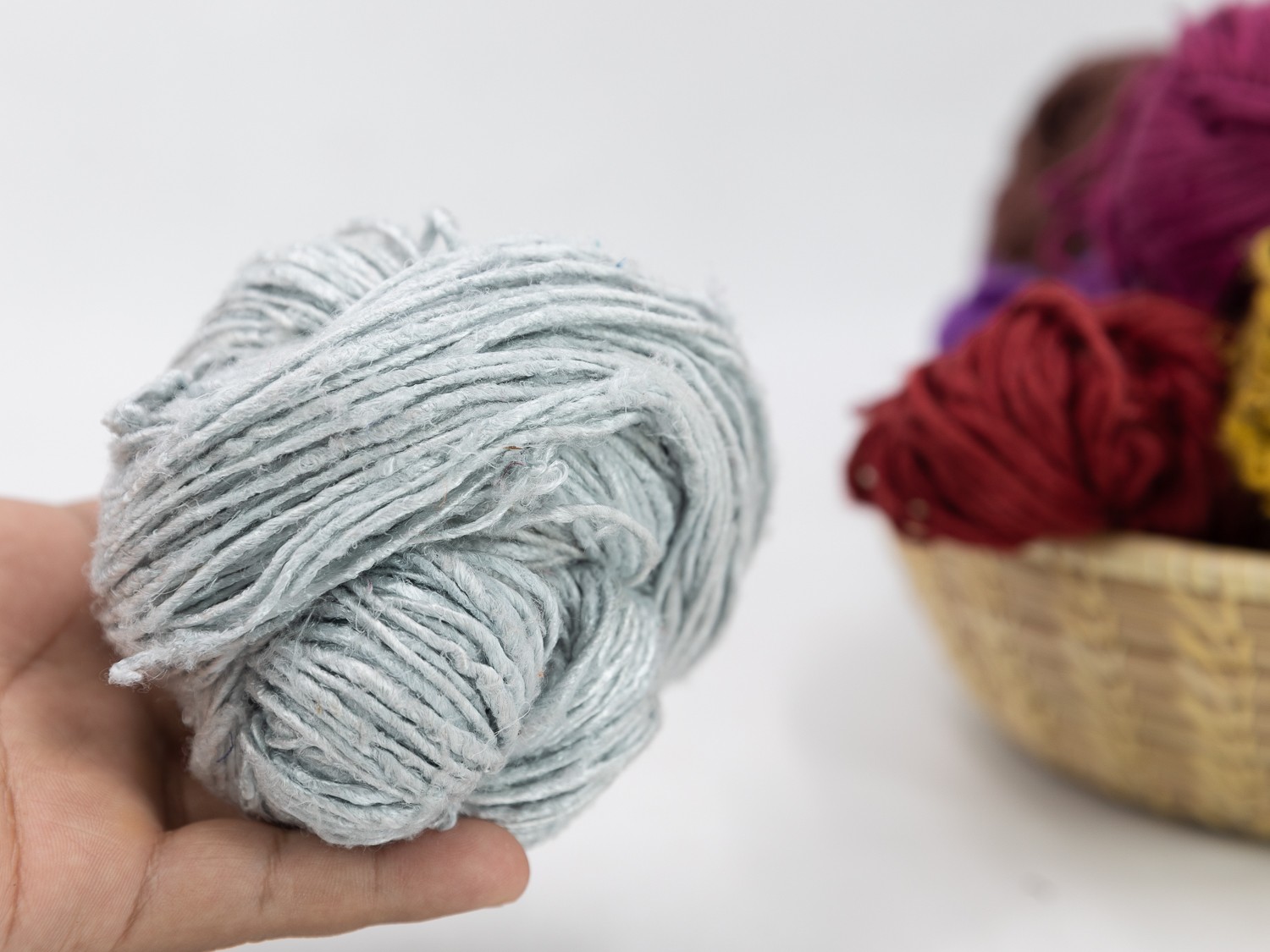 Gray Color Recycled silk yarn Grade B
