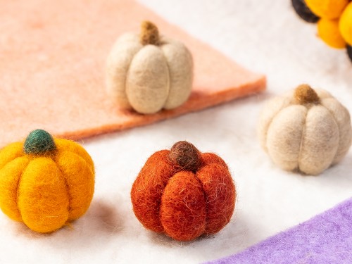 4cm Colorful Mini Felt Pumpkin