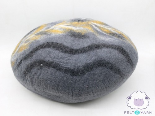 Vein Design Felt Cat House