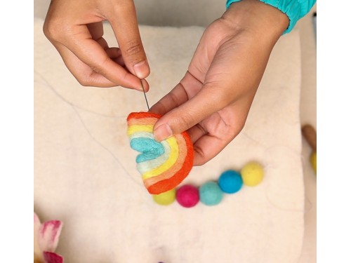 7x6cm Pastel Felt Rainbow