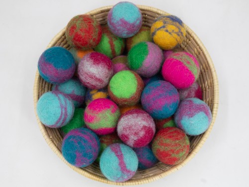 Wholesale Wool Felt Tie-Dye Cat Ball