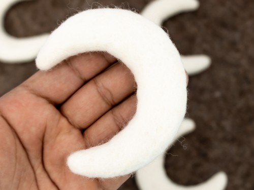 6cm & 8cm Felt Moon
