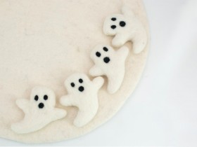 Felt Ghosts