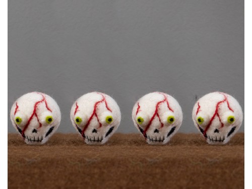 5cm Haunted Felt Skull with Nerves