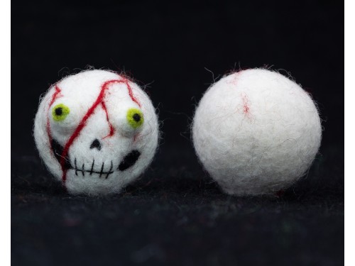5cm Haunted Felt Skull with Nerves