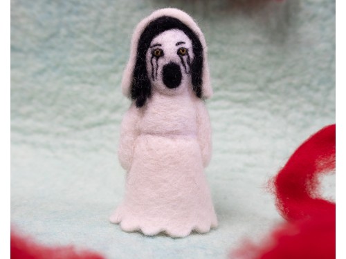 13cm Spooky Felt Haunted Bride Ghost