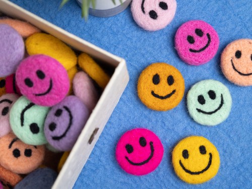 5cm Felt Smiley Emoji