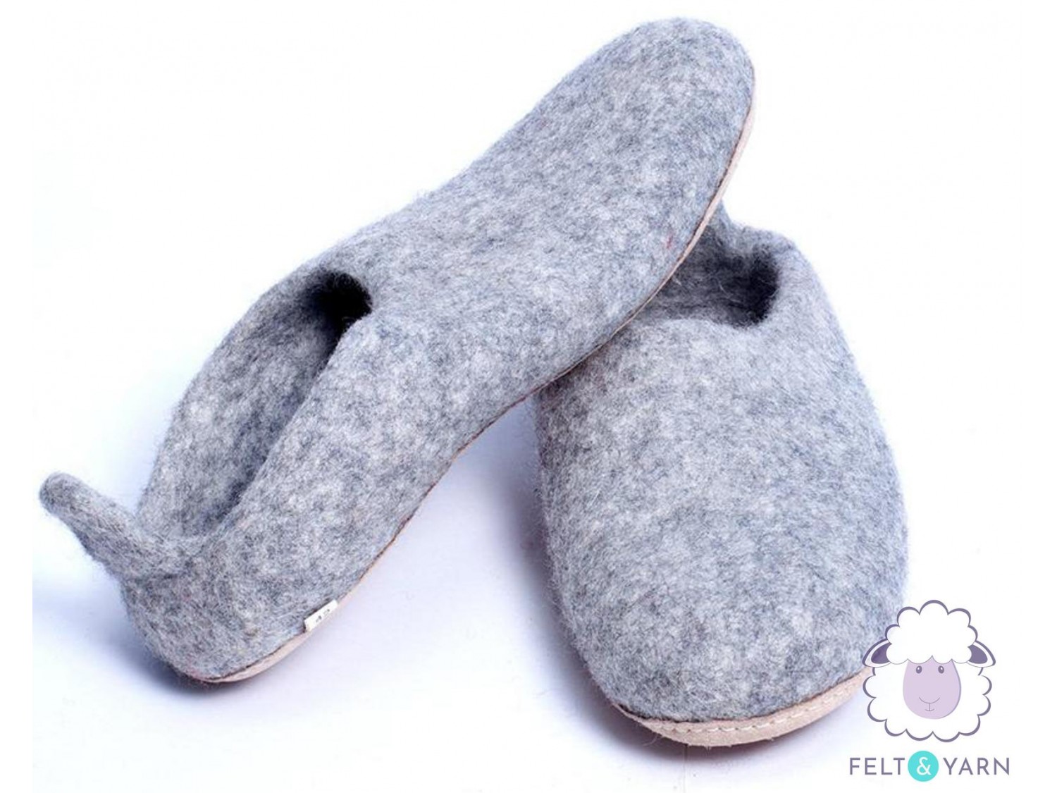 Marbled Light Grey Felt Slippers With Tail