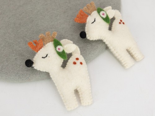 11cm Handmade Wool Felt Reindeer Ornament