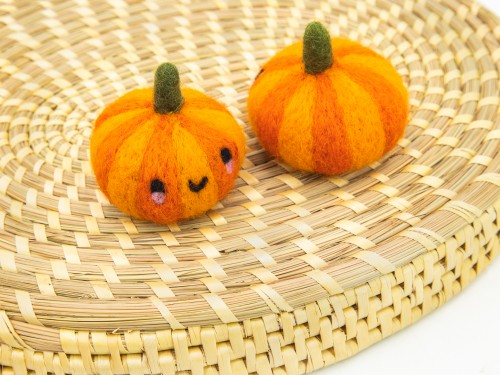 5cm Cute Halloween Cheeky Felt Pumpkin
