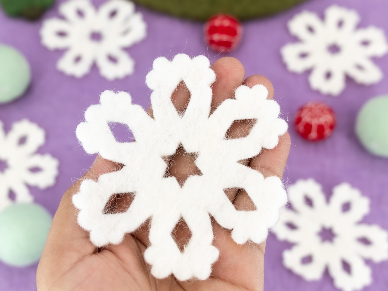 10cm White Felt Snowflakes