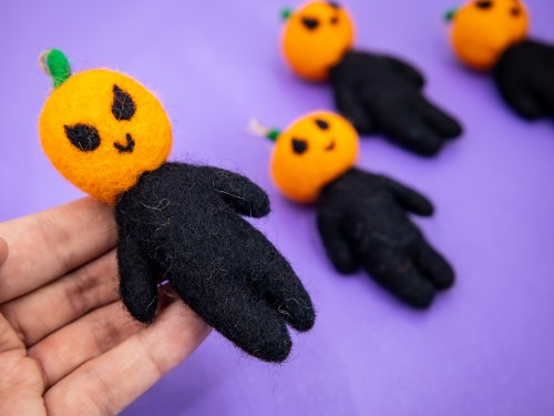 10cm Halloween Felt Pumpkin Man