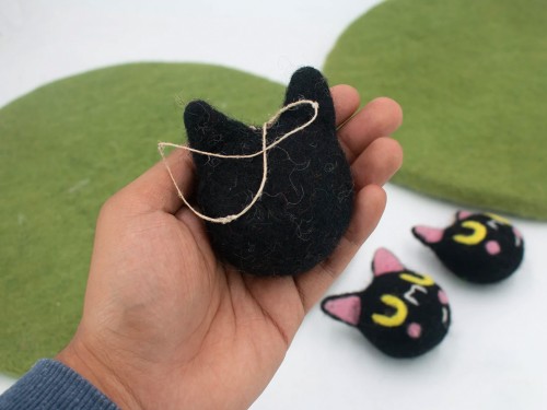 7cm Felt Spooky Bat Head