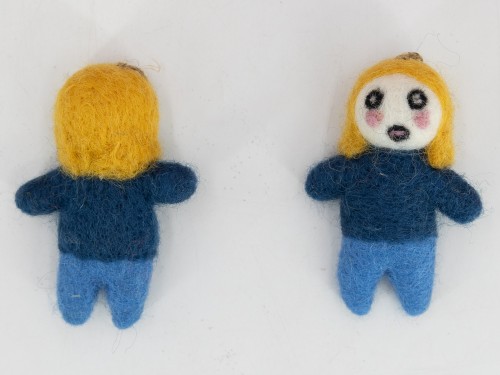 9x7cm Yellow Haired Felt Zombie Girl