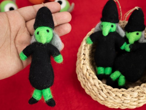 14cm Felt Witch with Black Hat