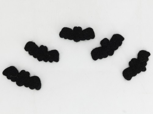6cm Chilling Felt Halloween Bat