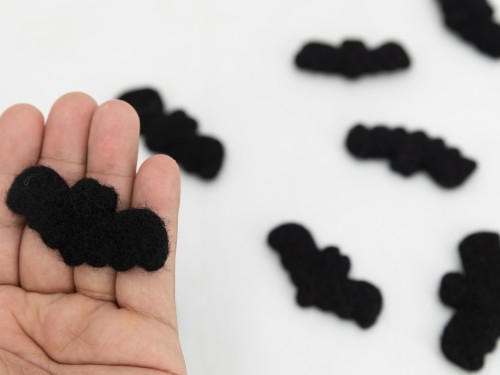6cm Chilling Felt Halloween Bat
