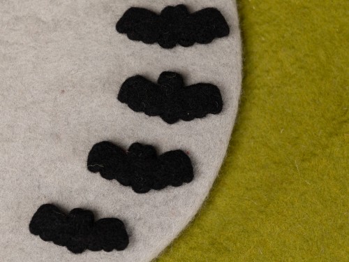 6cm Chilling Felt Halloween Bat