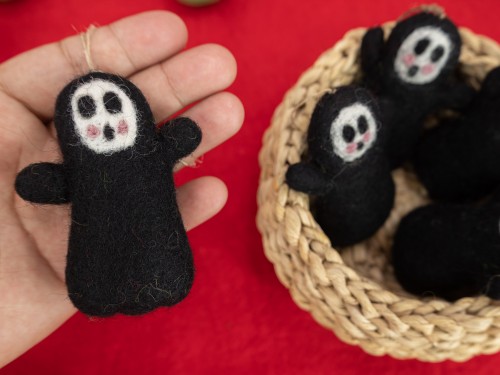 8cm Felt Screaming Ghost